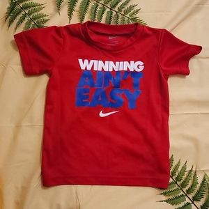 Red Nike Boys Graphic Tee size 4t